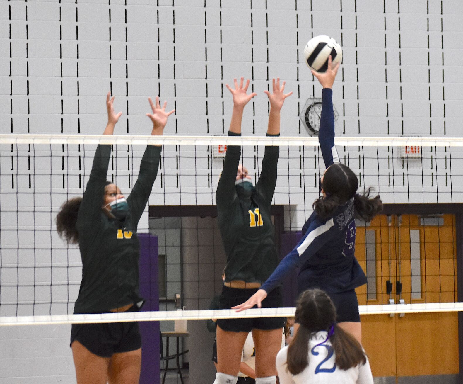 IR girls' volleyball
